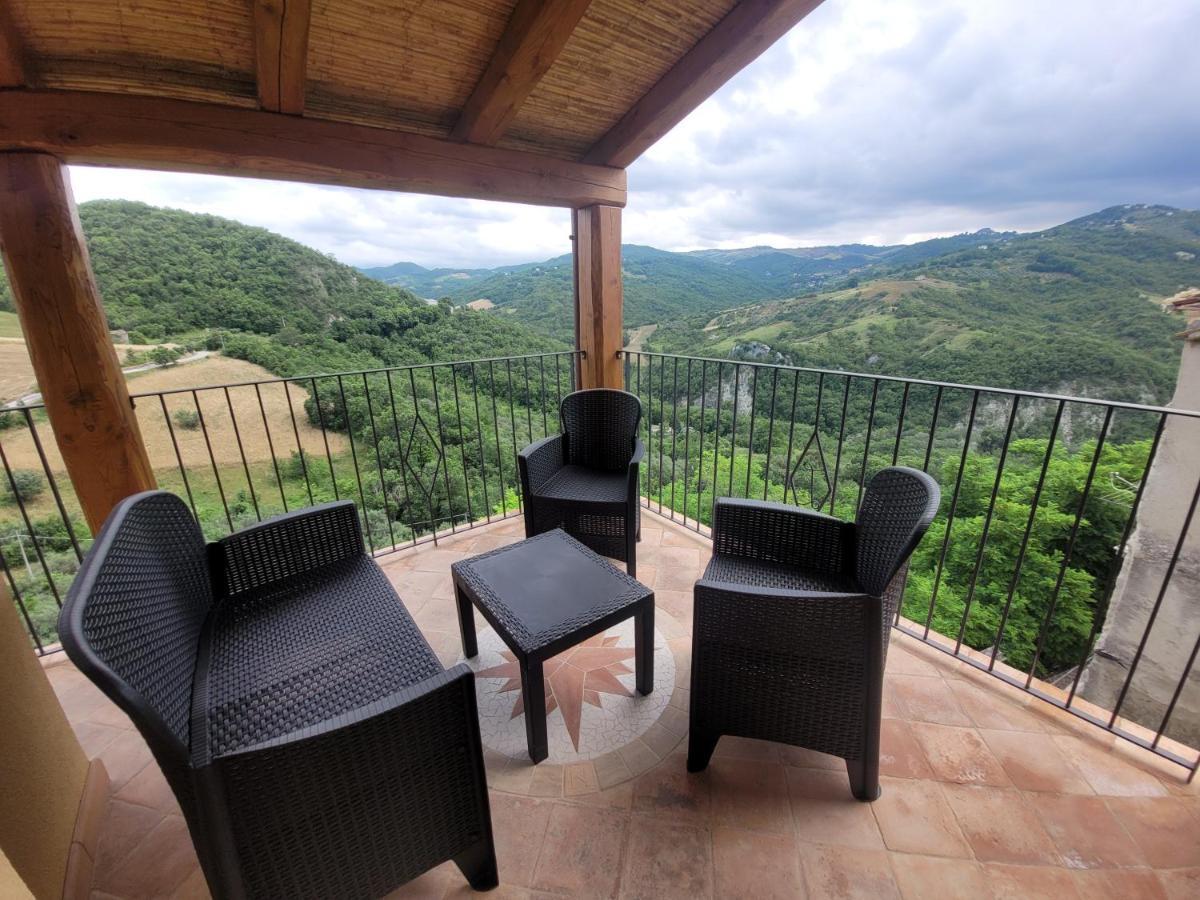 Luciae Domus Hotel Roccascalegna Luaran gambar